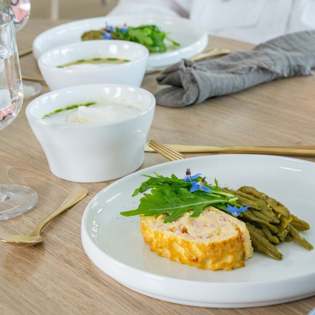 PORCELAINE RAFFINÉE POUR MOMENTS D’EXCEPTION